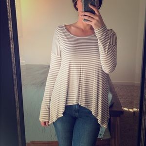 Cotton flowy top. Stripped